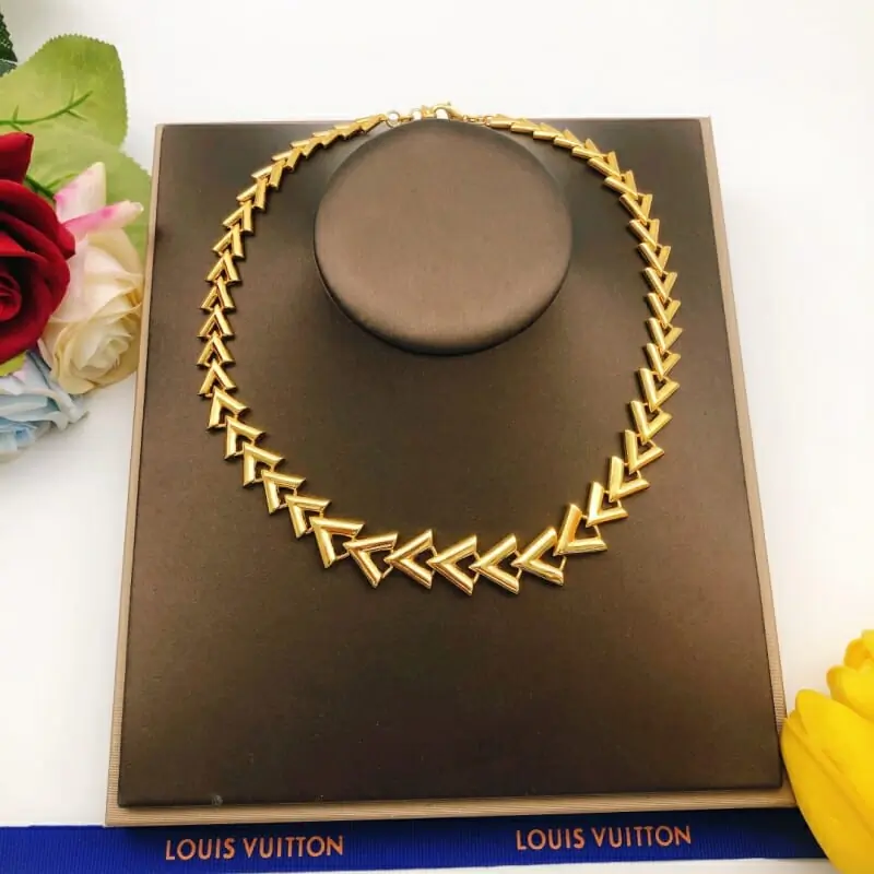 louis vuitton collier s_123a2661